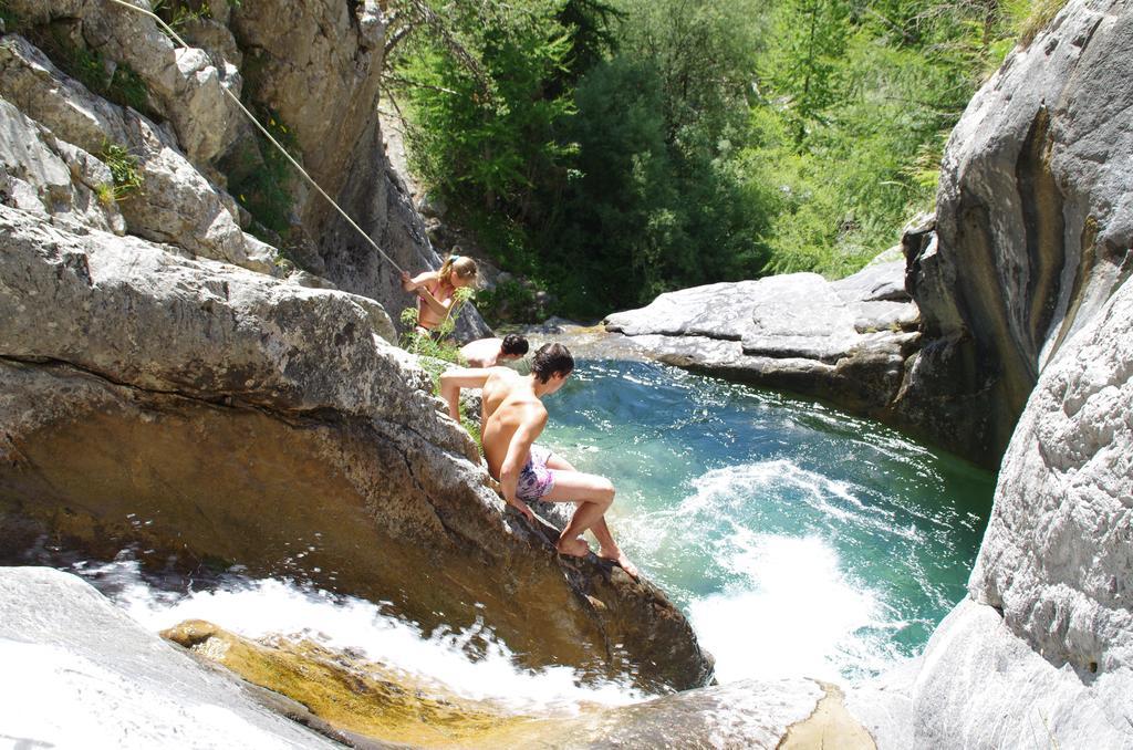 Vvf Les Ecrins Champsaur Ξενοδοχείο Saint-Bonnet-en-Champsaur Εξωτερικό φωτογραφία